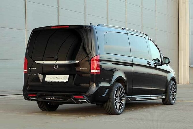 Private Luxury Van Departure from Copenhagen to Copenhagen Port - From your hotel lobby to Copenhagen Port