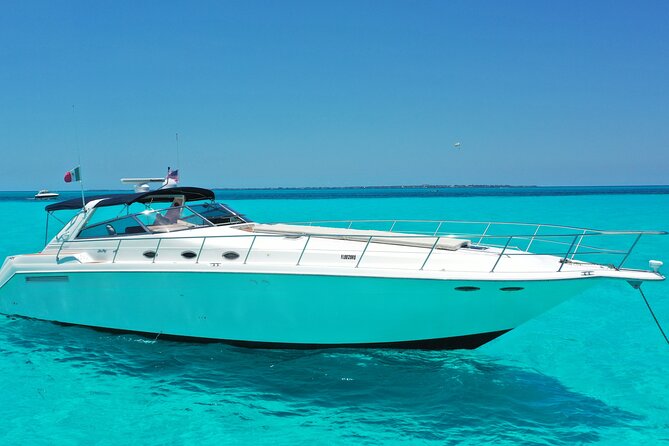 Private Luxury Yacht 55FT Rental in Cancun - Four Hours: The Best Balance for Many Groups