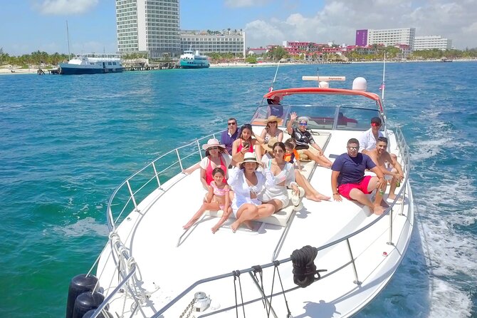 Private Luxury Yacht 55FT Rental in Cancun - Six and Eight Hours: More Freedom, Not Necessarily More Speed