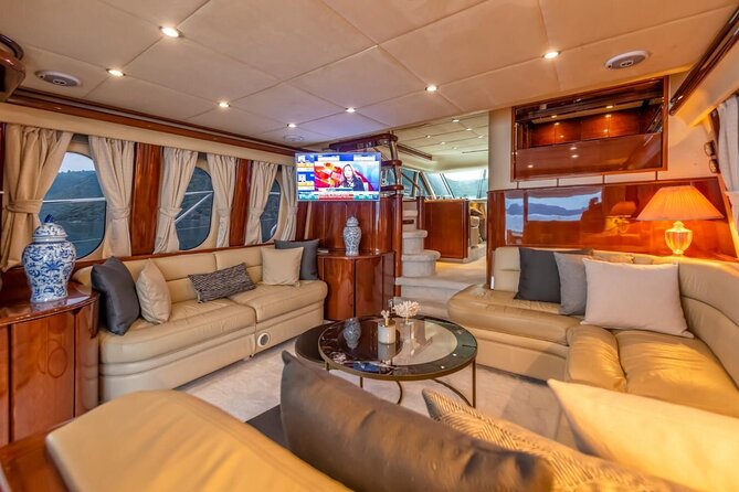 Private Luxury Yacht Cruise on Bosphorus - Ortaköy and Bebek, Istanbul’s social waterfront