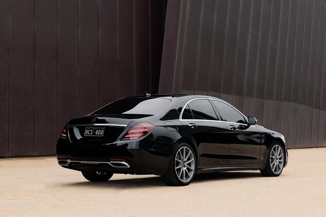 Private Melbourne CBD Sightseeing Tour – luxury vehicle - Departure from Melbourne CBD