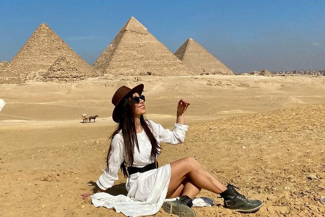 Private Tour in Giza Pyramids Sphinx with VIP Lunch - Seeing the three pyramids from the Giza plateau