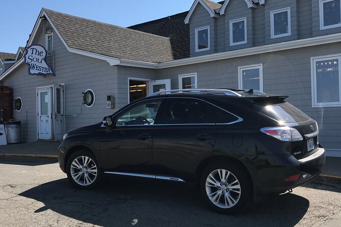 Private Tour in Halifax by a Luxury Vehicle with Informative Guide - A five-hour route with useful limits