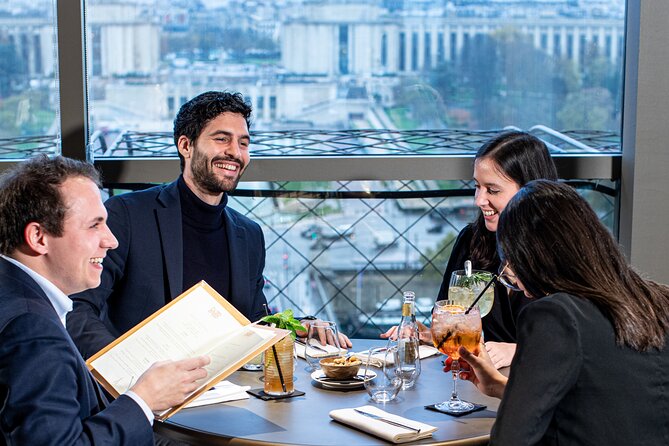 Private Tour, Luxury Eiffel Tower Lunch, Seine Cruise & Louvre - Key points to know before booking