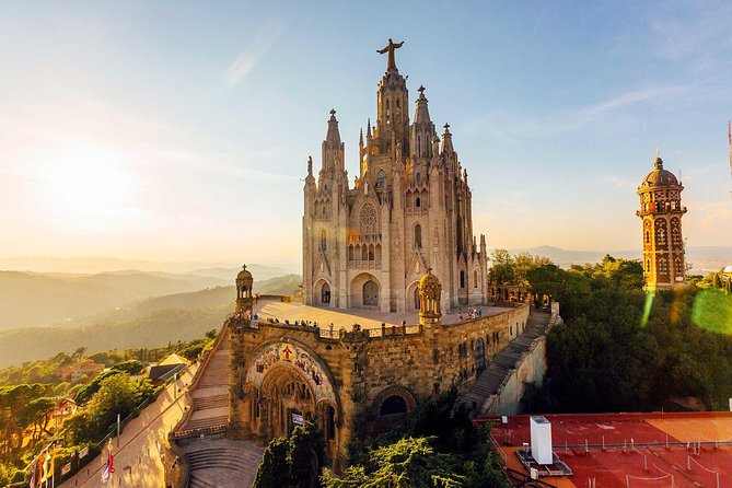 Private Transfer: Cruise Port to Barcelona by Luxury Van - Leaving the Barcelona cruise port without the usual scramble
