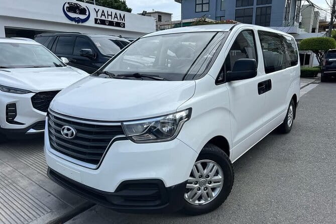 Private transfer from Puntacana airport to hotels-luxury services - A smoother first half-hour in Punta Cana