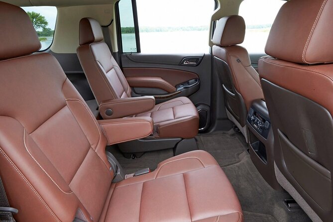 Private Transfer VIP Suburban Punta Cana Airport from/to Hotels - The drivers make the biggest difference