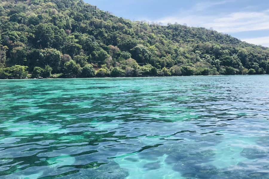 Private VIP Speed Boat Charter to Phi Phi Islands - Maya Bay from the water