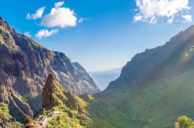 Private VIP Tour Tenerife Magic Circle - A brief look around the Teide Observatory