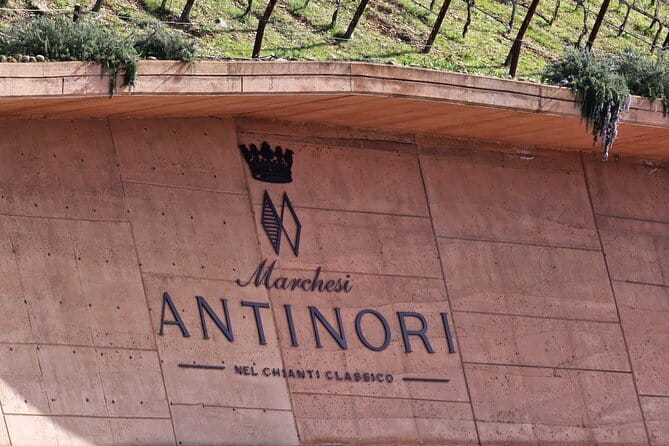 PRIVATE WINE TOUR TUSCANY Chianti Wineries, Expert English driver - Why a Private Chianti Tour Works So Well