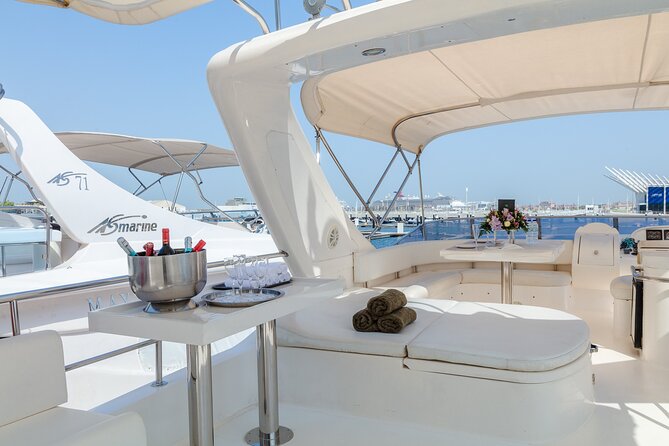 Private Yacht Dubai: Rent 61 ft Luxury Yacht up to 30 people - The swimming possibility