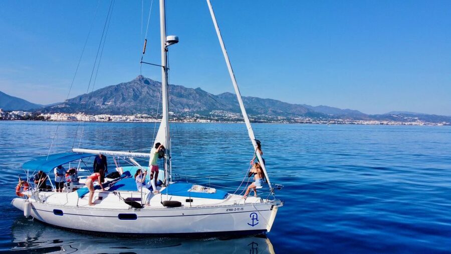 Puerto Banús by Sailboat: Discover Marbella’s Luxury Coast - Drinks, snacks, and the social side