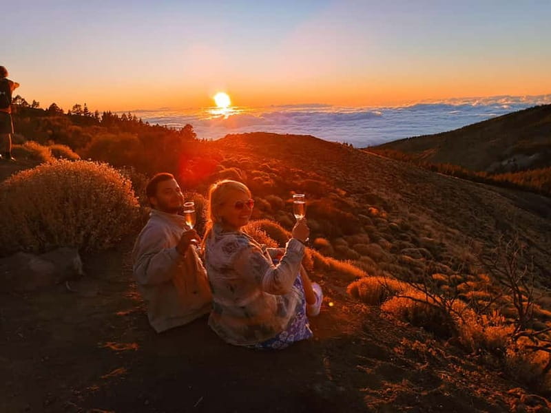 Puerto Cruz: VIP Teide Sunset & Stars, Guachiche Lunch+Cava - Why this Teide evening works so well