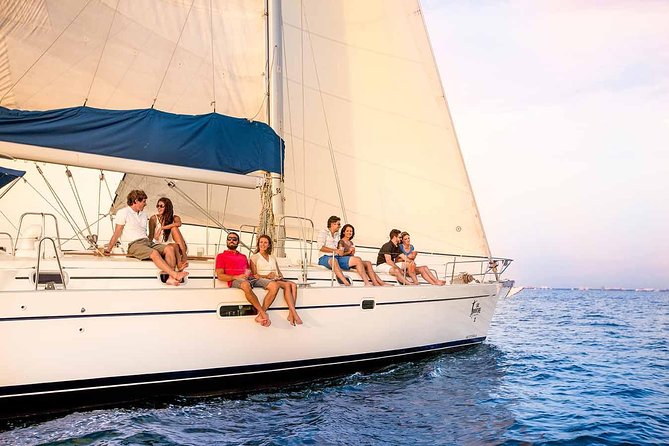 Puerto Vallarta, Luxury Sunset Sailing - What you actually eat and drink