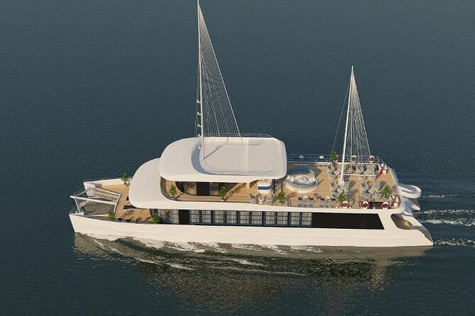 REINA - Ha Long Luxury Day Cruise - Boarding the boat and settling into six hours on the bay