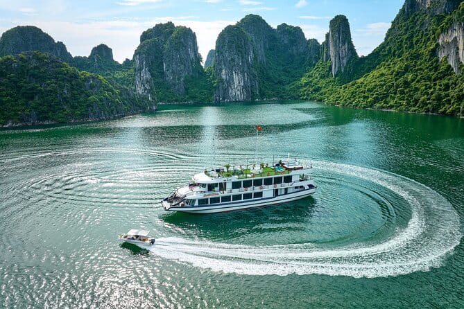 REINA - Ha Long Luxury Day Cruise - The final beach stop has a confusing name