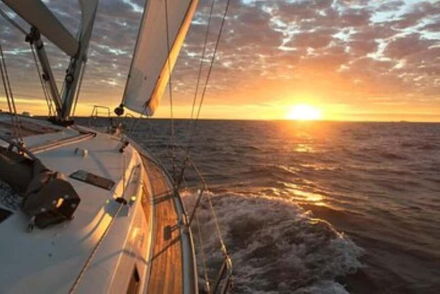 Rethymno: Luxury Sunset Cruise with Dinner and Drinks - Weather, seasickness, and the real comfort level