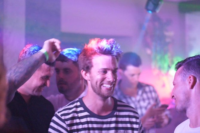 Riviera Bar Crawl Party with Free Shots and VIP Entry - The guides make the biggest difference