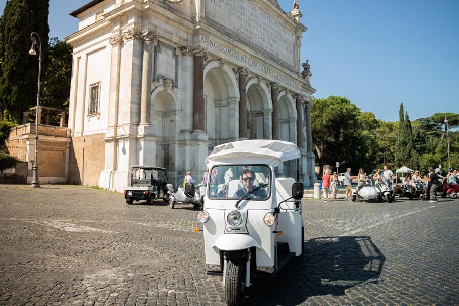 Rome: 2-Hour Vip Tuk-tuk tour with Hotel Pickup and Prosecco - Why This Two-Hour Ride Works So Well
