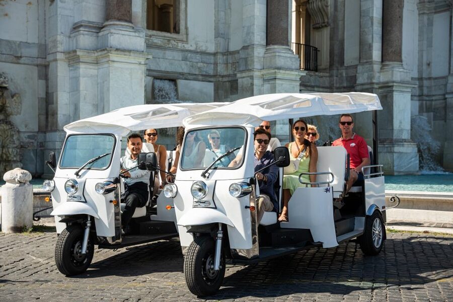 Rome: 2-Hour Vip Tuk-tuk tour with Hotel Pickup and Prosecco - Fontana dell’Acqua Paola and the Prosecco Stop