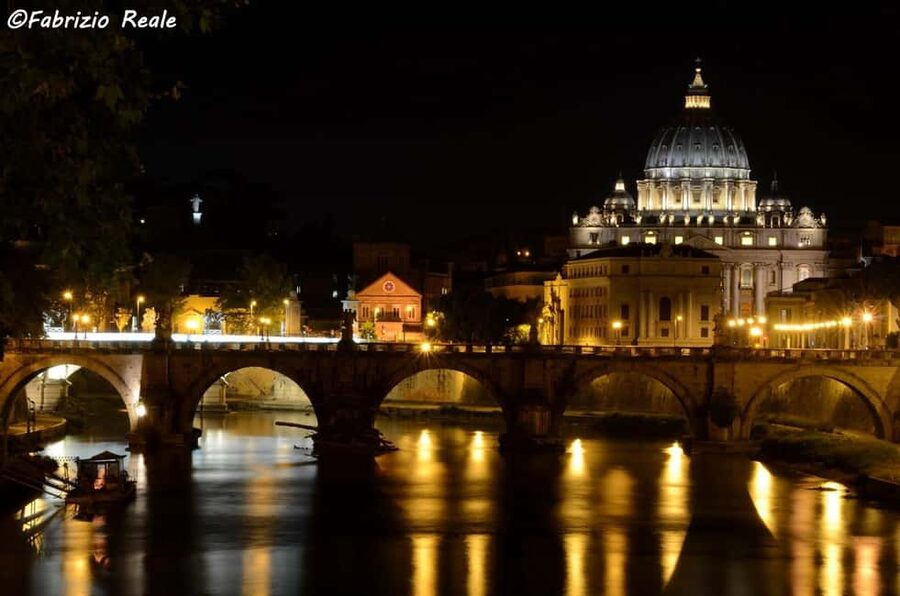 Rome After Dark: Private Luxury Night Tour by Car - Trastevere: the liveliest finish