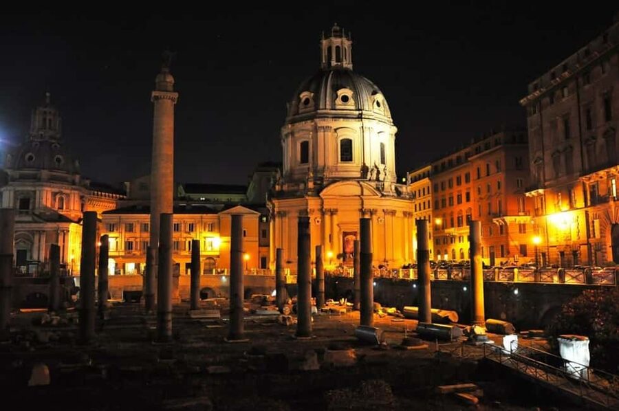 Rome After Dark: Private Luxury Night Tour by Car - Spanish Steps: a graceful opening stop