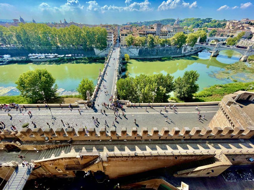 Rome: Castel Sant'Angelo and Hadrian's Tomb Guided VIP Tour - Rome from the terrace
