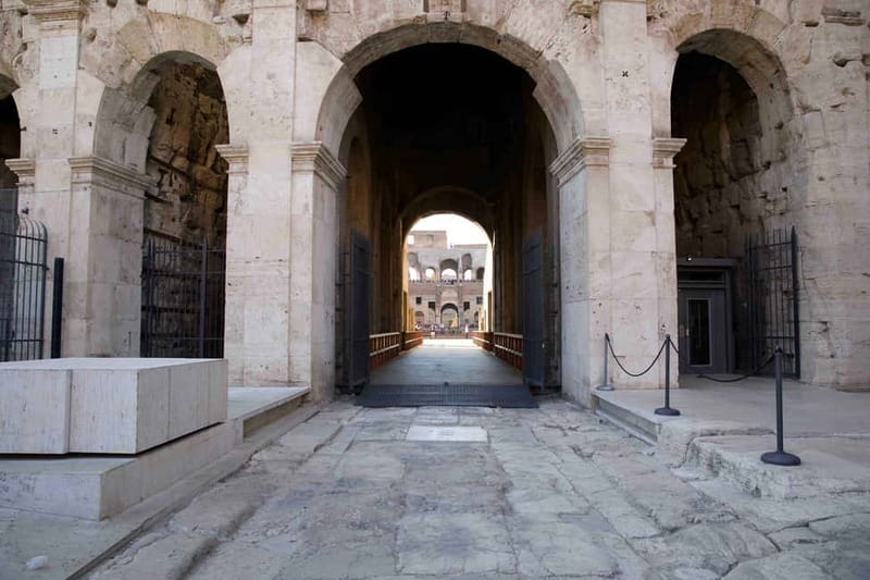 Rome: Colosseum VIP Top Floor Guided Tour - The Attic Floors and the 360-Degree View
