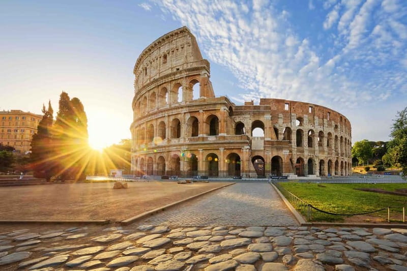 Rome: Colosseum VIP Top Floor Guided Tour - What the Guide Adds