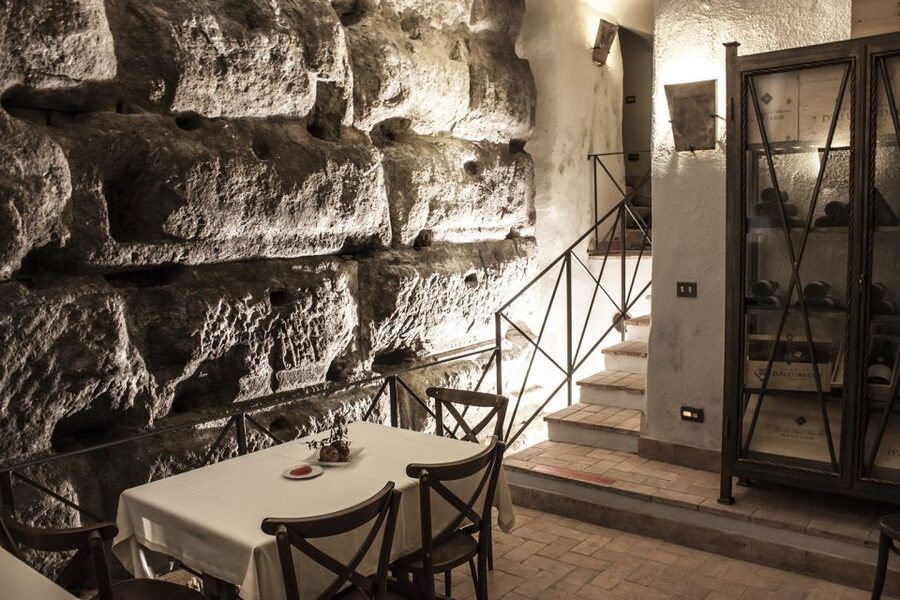 Rome: Gourmet Wine and Dine in a Luxury Restaurant - Who will enjoy this Rome wine dinner?