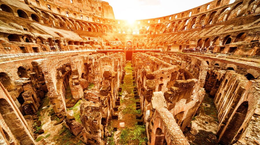 Rome: VIP Colosseum, Roman Forum, Palatine Hill Experience - Climbing Palatine Hill for the wide Roman view