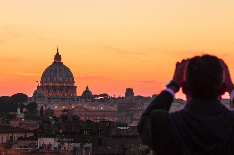 Rome: VIP Colosseum, Roman Forum, Palatine Hill Experience - How the audio guide works in real use
