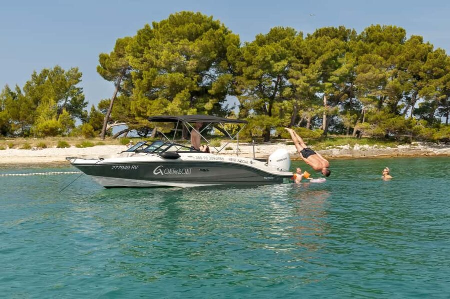 Rovinj: Luxury Island Hopping with Swimming & Snorkeling - Katarina Island and the optional cliff jump