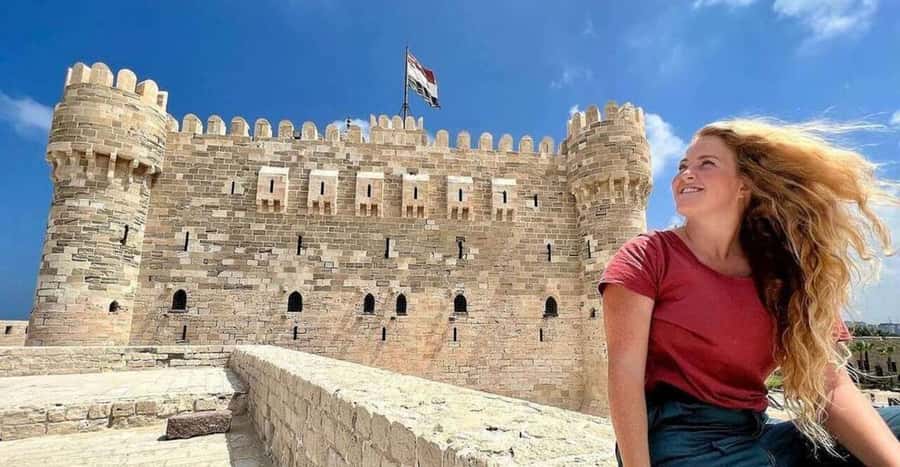 Royal Alexandria Day Trip: An Exclusive VIP Experience - Abu al-Abbas al-Mursi Mosque and the old harbor