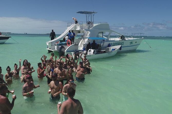 Sabina del Mar Party Boat VIP - The Crew Makes or Breaks the Afternoon