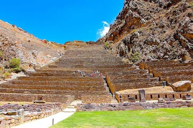 Sacred Valley VIP Tour with Maras and Moray from Cusco - Maras explains how the Andes make salt