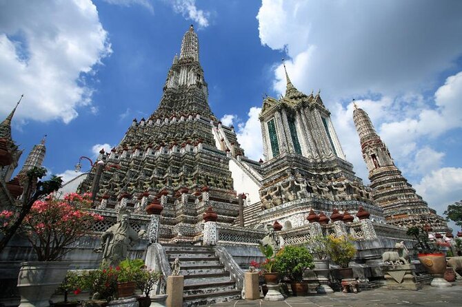 Saffron Luxury Dinner Cruise: A Journey on the River of Kings - Key points to know before you book