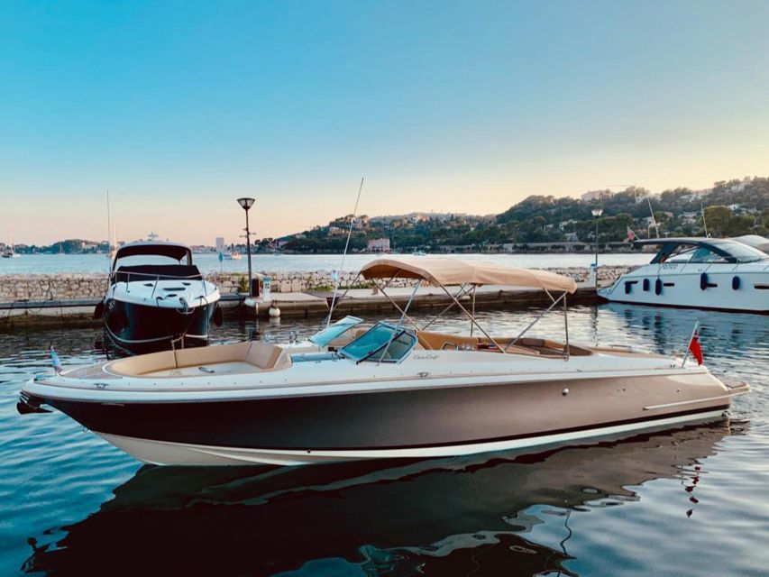 Saint-Jean-Cap-Ferrat: French Riviera Luxury Cruise - Cruising past the villas of Cap Ferrat