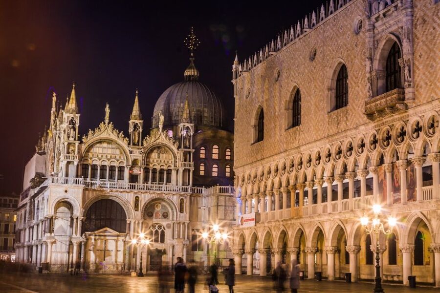 Saint Mark's and Doge's Palace: VIP After Hours Tour - Doge’s Palace starts with power, color, and ceremony