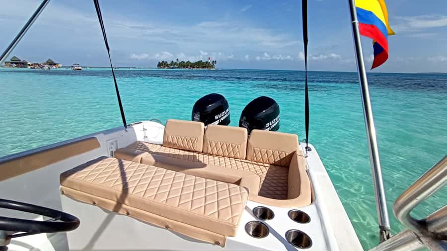 San Andres: Private San Andres Bay Tour by Luxury Speedboat - What the $450 Private Boat Price Really Buys