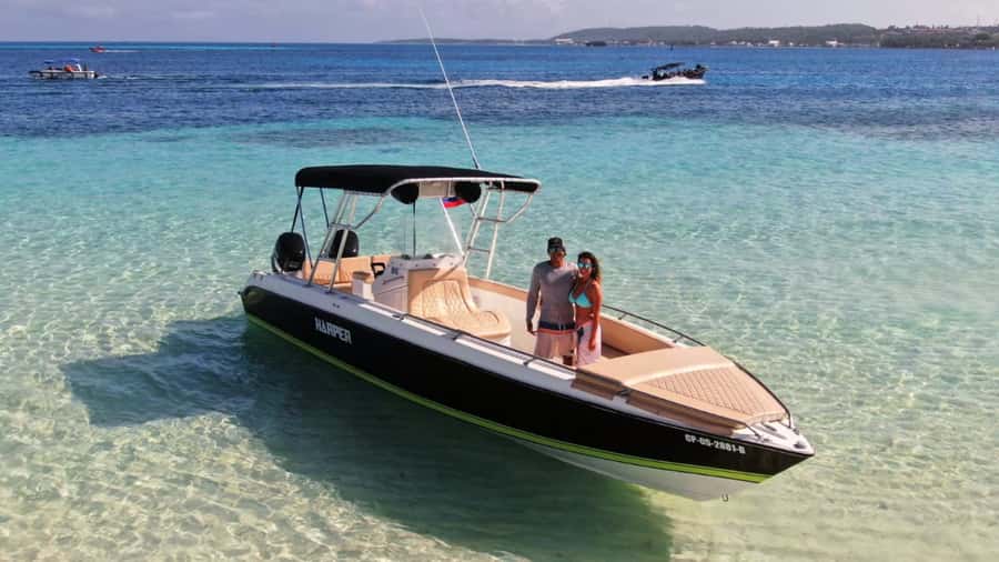 San Andres: Private San Andres Bay Tour by Luxury Speedboat - Starting at Muelle de la Policía
