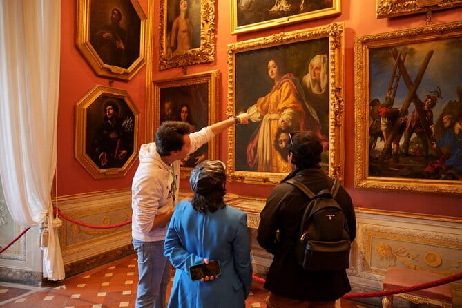 San Gimignano and Volterra Tour by Private Luxury Van - Film locations for Twilight fans