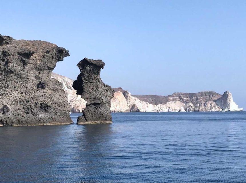 Santorini: Luxury Caldera Cruise with Full Greek Meal - A full Greek meal, not just a snack