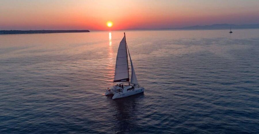 Santorini: Luxury Sunset Cruise with Dinner & Open Bar - Key points to know before sailing