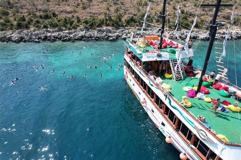 Sarande: Full-Day Louis Luxury Yacht Tour from Saranda - Service caution and flexible booking