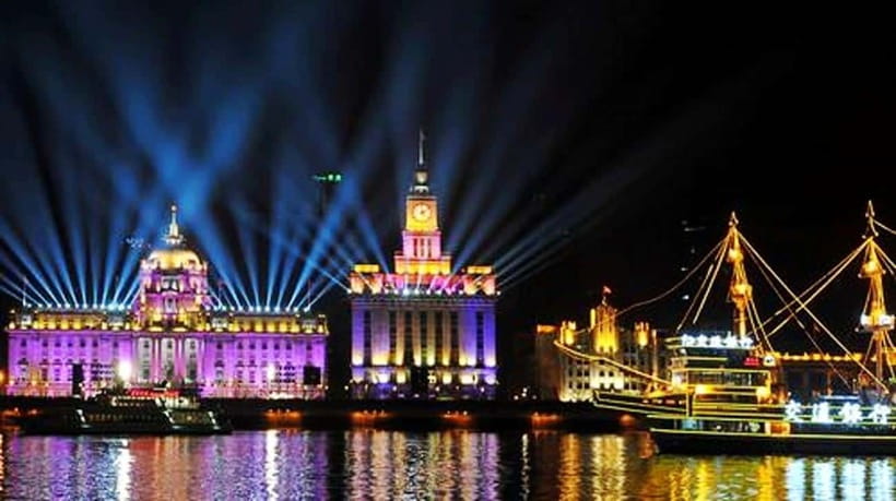 Shanghai Night River Cruise VIP Seat with Authentic Dinner - Key points to know before booking