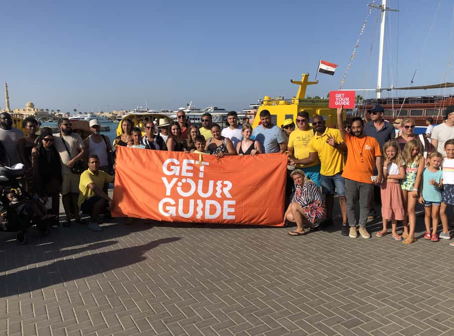 Sharm El-Sheikh: Luxury Ras Mohammed & White Island Cruise - White Island brings a change of scenery