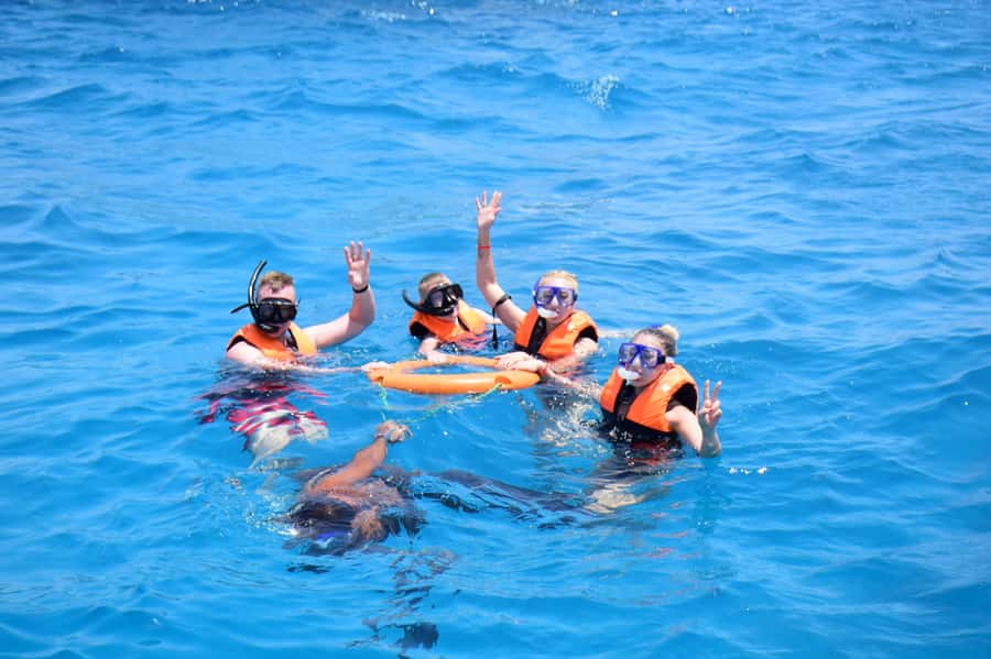 Sharm: Vip Snorkeling Cruise with international lunch - Three floors that make the day easier