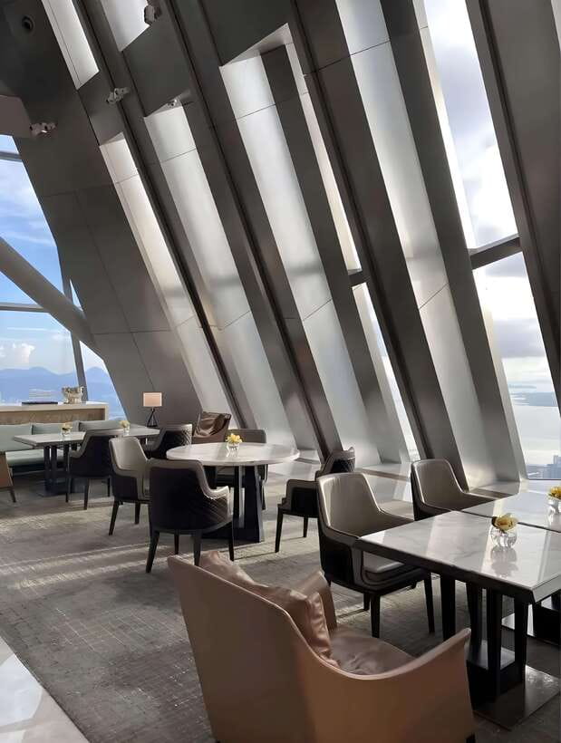 ShenZhen: Tallest Building with Luxury Meal on Highest Floor - Who will enjoy this most
