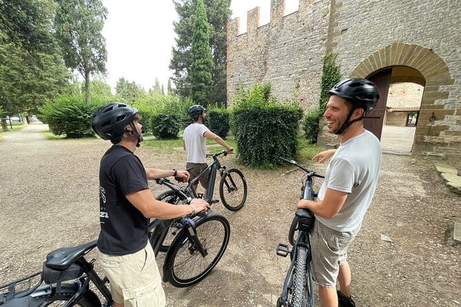 Siena and Chianti Wineries Excursion by Private Luxury Van from Florence - Who Should Book This Private Tuscan Day?